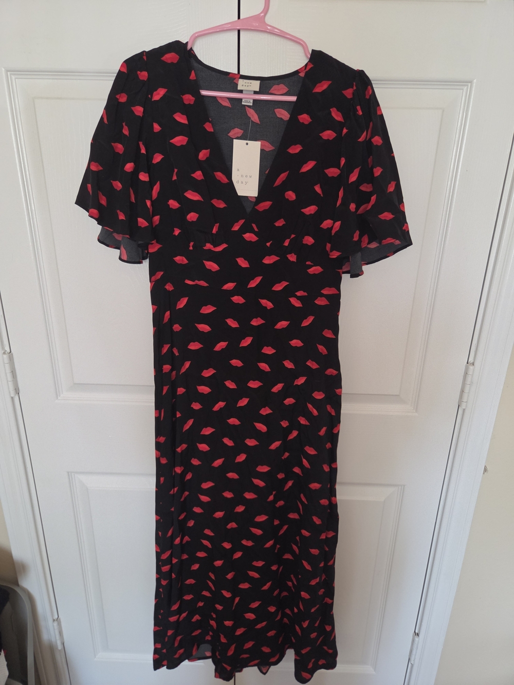 a new day Black Midi Dress with Red Lip Print